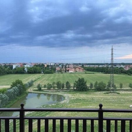 Beslan360 Hotel San Giuliano Milanese Bagian luar foto